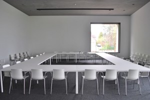 25042014_kortrijk leiedal empty
