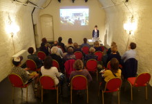 Theater vis-à-vis